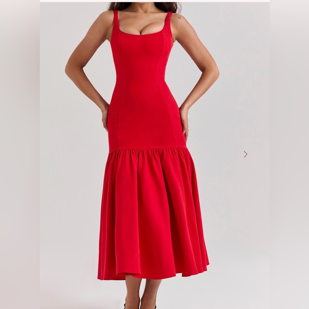 Brand new never worn House of CB “Amore”Red Strapless Fit and Flare midi dress